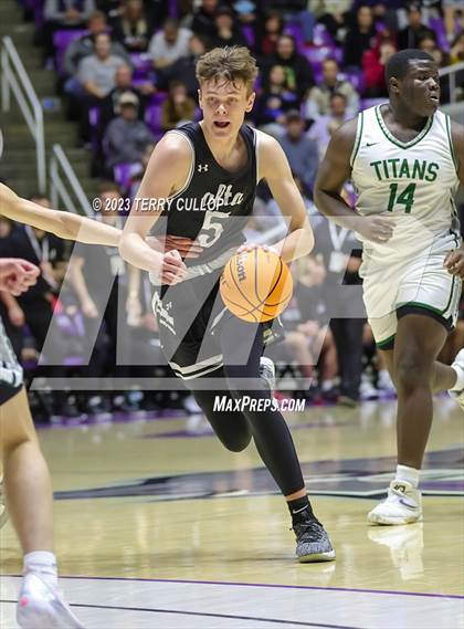Thumbnail 1 in Alta vs. Olympus (UHSAA 5A Semifinal) photogallery.