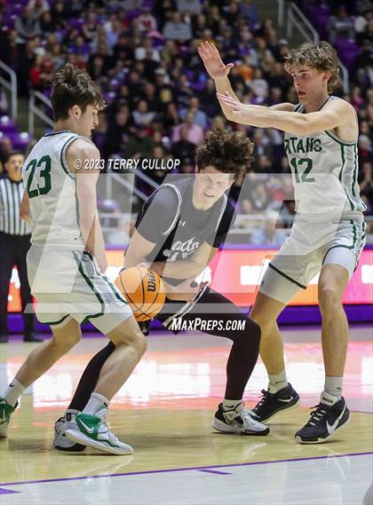 Thumbnail 3 in Alta vs. Olympus (UHSAA 5A Semifinal) photogallery.