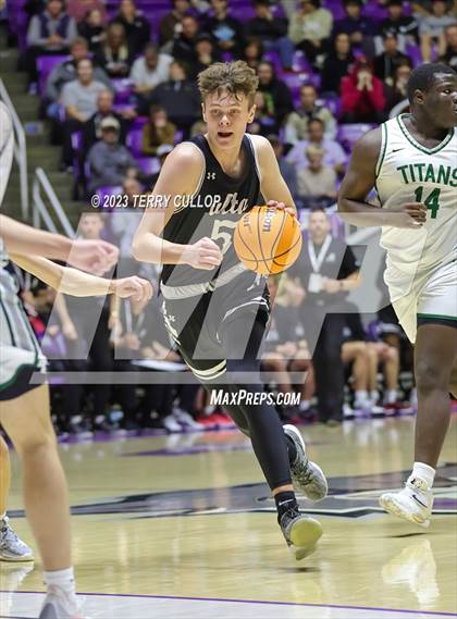 Thumbnail 3 in Alta vs. Olympus (UHSAA 5A Semifinal) photogallery.