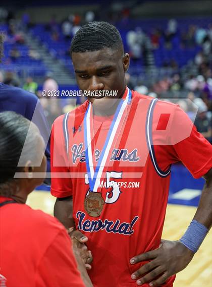 Thumbnail 1 in Kimball vs. Veterans Memorial (UIL 5A Basketball State Semifinal Medal Ceremony) photogallery.