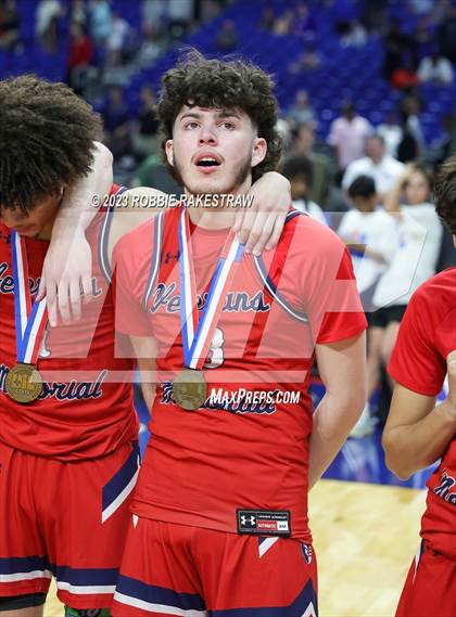 Thumbnail 1 in Kimball vs. Veterans Memorial (UIL 5A Basketball State Semifinal Medal Ceremony) photogallery.