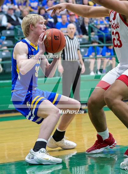 Thumbnail 3 in Brock @ Jim Ned (UIL 3A Area Playoff) photogallery.
