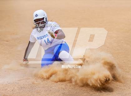 Thumbnail 2 in Muscatine vs Northwest (Rick Doran Classic) photogallery.
