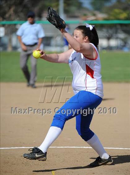 Thumbnail 2 in Escondido vs Orange Glen (North County Tournament) photogallery.