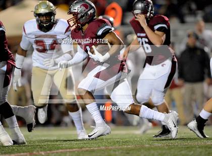 Thumbnail 1 in Terrebonne vs. Destrehan (LHSAA 5A Quarterfinal) photogallery.