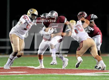 Thumbnail 1 in Terrebonne vs. Destrehan (LHSAA 5A Quarterfinal) photogallery.