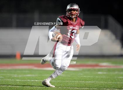 Thumbnail 1 in Terrebonne vs. Destrehan (LHSAA 5A Quarterfinal) photogallery.