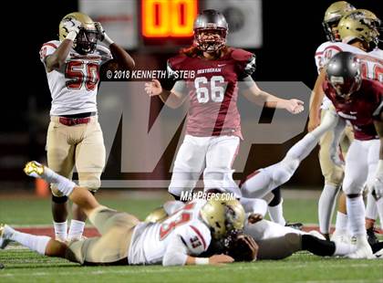 Thumbnail 3 in Terrebonne vs. Destrehan (LHSAA 5A Quarterfinal) photogallery.