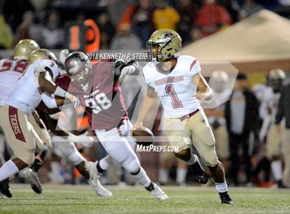 Thumbnail 3 in Terrebonne vs. Destrehan (LHSAA 5A Quarterfinal) photogallery.