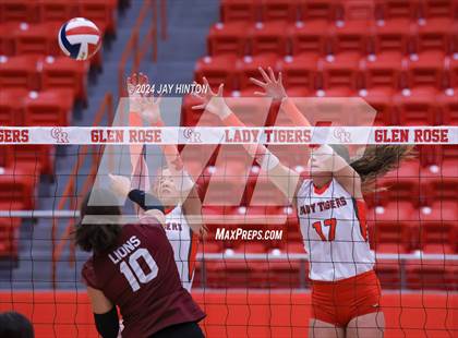 Thumbnail 3 in Brownwood @ Glen Rose photogallery.