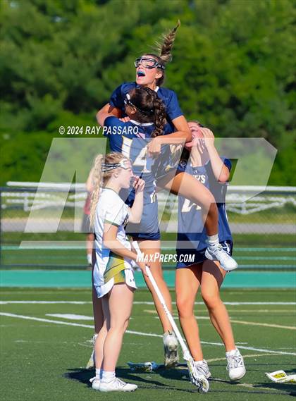 Thumbnail 2 in Massapequa vs. Ward Melville - Long Island Class A Championship photogallery.