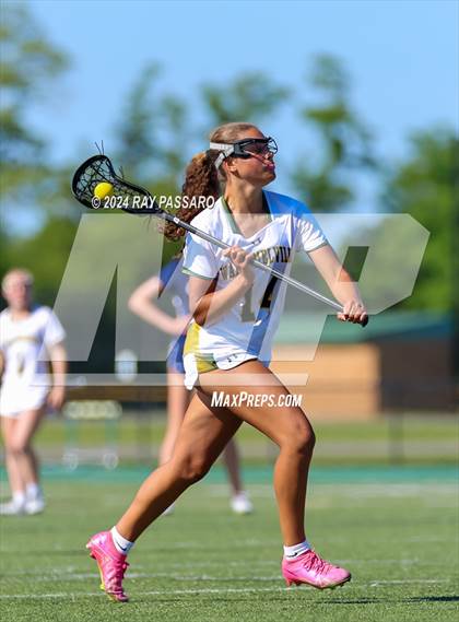 Thumbnail 1 in Massapequa vs. Ward Melville - Long Island Class A Championship photogallery.