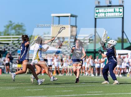 Thumbnail 2 in Massapequa vs. Ward Melville - Long Island Class A Championship photogallery.