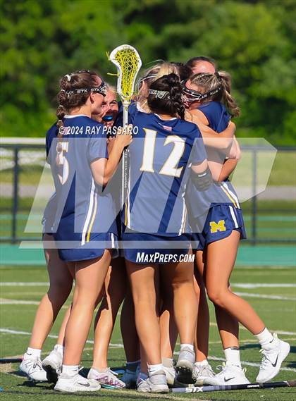 Thumbnail 1 in Massapequa vs. Ward Melville - Long Island Class A Championship photogallery.