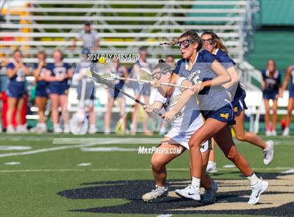 Thumbnail 3 in Massapequa vs. Ward Melville - Long Island Class A Championship photogallery.