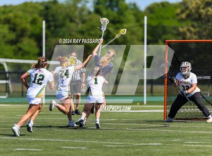 Thumbnail 2 in Massapequa vs. Ward Melville - Long Island Class A Championship photogallery.
