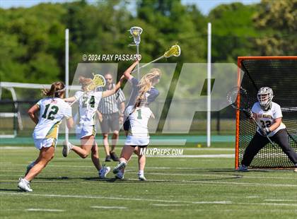 Thumbnail 1 in Massapequa vs. Ward Melville - Long Island Class A Championship photogallery.
