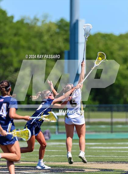 Thumbnail 2 in Massapequa vs. Ward Melville - Long Island Class A Championship photogallery.