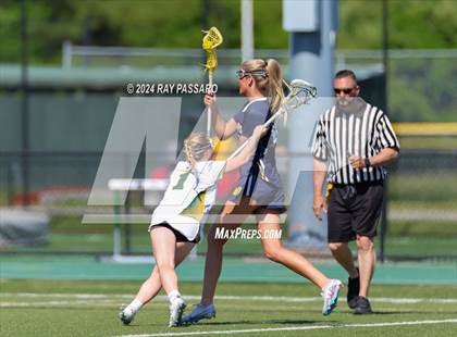 Thumbnail 2 in Massapequa vs. Ward Melville - Long Island Class A Championship photogallery.