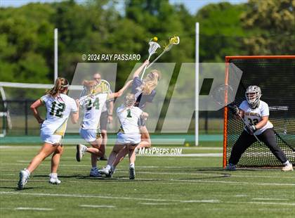 Thumbnail 3 in Massapequa vs. Ward Melville - Long Island Class A Championship photogallery.