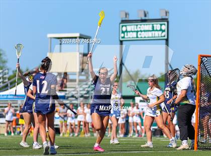 Thumbnail 2 in Massapequa vs. Ward Melville - Long Island Class A Championship photogallery.