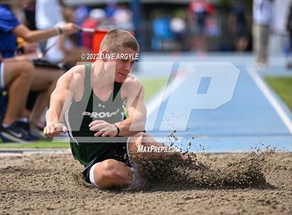 Thumbnail 1 in UHSAA Championships Day 1 photogallery.