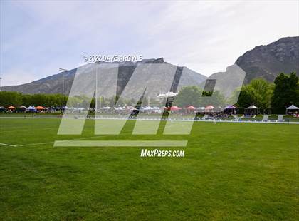 Thumbnail 2 in UHSAA Championships Day 1 photogallery.