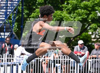 Thumbnail 3 in UHSAA Championships Day 1 photogallery.