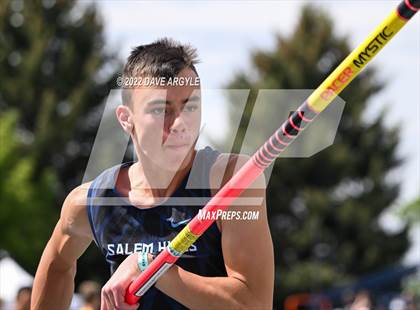 Thumbnail 2 in UHSAA Championships Day 1 photogallery.