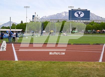 Thumbnail 2 in UHSAA Championships Day 1 photogallery.