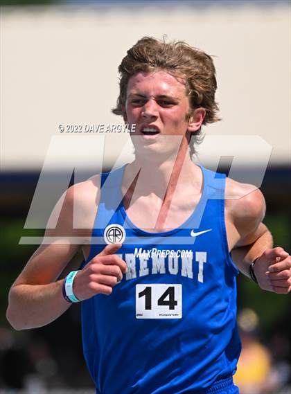 Thumbnail 3 in UHSAA Championships Day 1 photogallery.