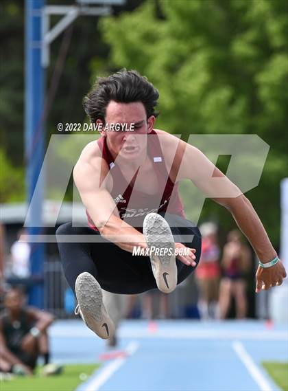 Thumbnail 2 in UHSAA Championships Day 1 photogallery.