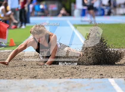 Thumbnail 3 in UHSAA Championships Day 1 photogallery.