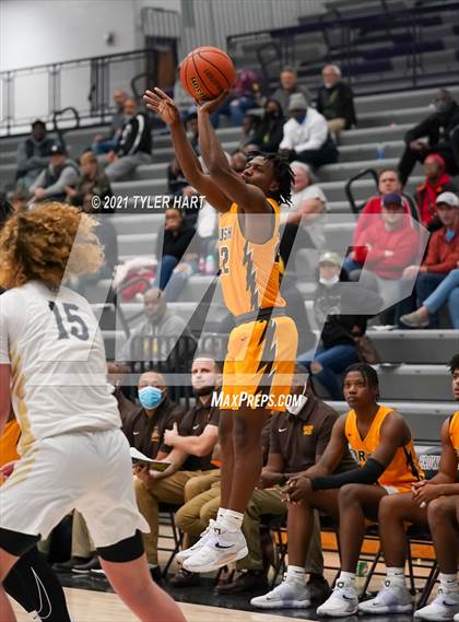 Thumbnail 3 in Brush vs Cathedral (Sneakers for Santa Shootout) photogallery.