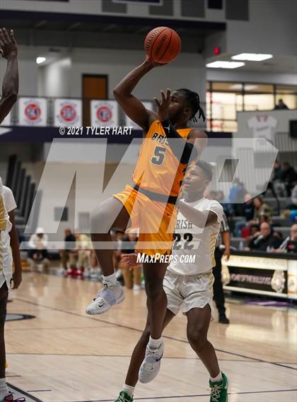 Thumbnail 1 in Brush vs Cathedral (Sneakers for Santa Shootout) photogallery.