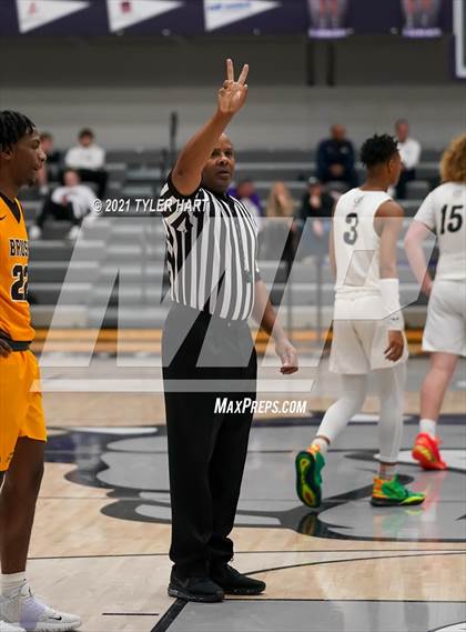 Thumbnail 2 in Brush vs Cathedral (Sneakers for Santa Shootout) photogallery.