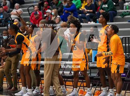 Thumbnail 3 in Brush vs Cathedral (Sneakers for Santa Shootout) photogallery.