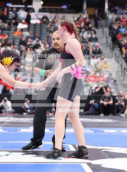 Thumbnail 1 in CHSAA 5A Round 1 photogallery.
