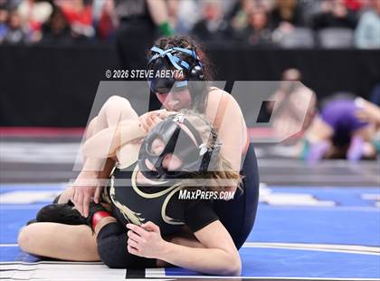 Thumbnail 2 in CHSAA 5A Round 1 photogallery.