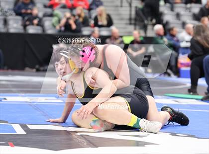 Thumbnail 1 in CHSAA 5A Round 1 photogallery.