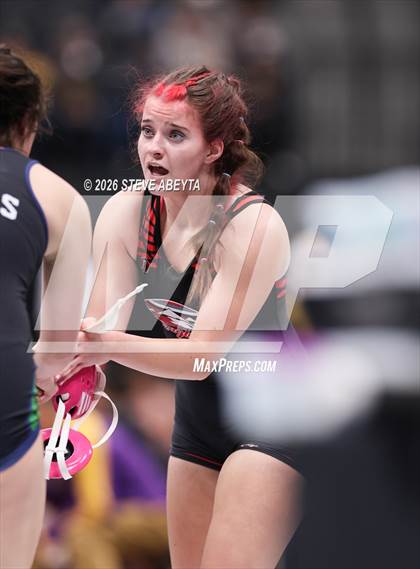 Thumbnail 1 in CHSAA 5A Round 1 photogallery.