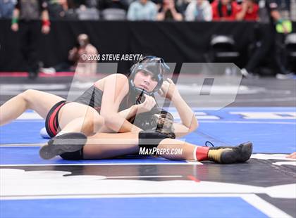 Thumbnail 3 in CHSAA 5A Round 1 photogallery.