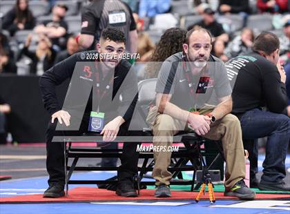 Thumbnail 2 in CHSAA 5A Round 1 photogallery.