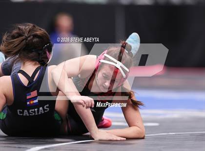 Thumbnail 1 in CHSAA 5A Round 1 photogallery.