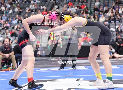 Thumbnail 2 in CHSAA 5A Round 1 photogallery.
