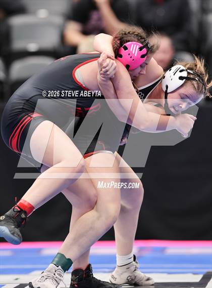 Thumbnail 2 in CHSAA 5A Round 1 photogallery.