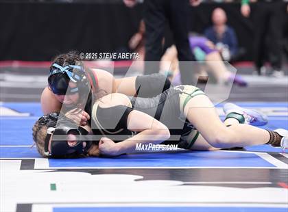 Thumbnail 2 in CHSAA 5A Round 1 photogallery.
