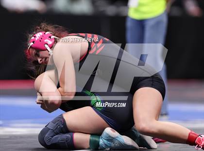 Thumbnail 1 in CHSAA 5A Round 1 photogallery.