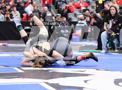 Thumbnail 3 in CHSAA 5A Round 1 photogallery.