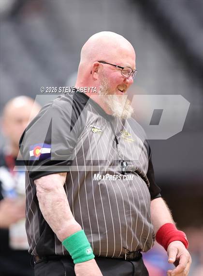 Thumbnail 2 in CHSAA 5A Round 1 photogallery.